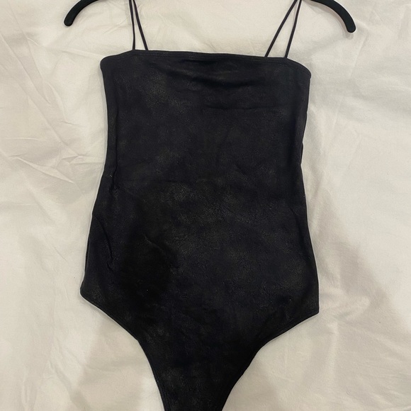Abercrombie shiny black bodysuit - Picture 1 of 2